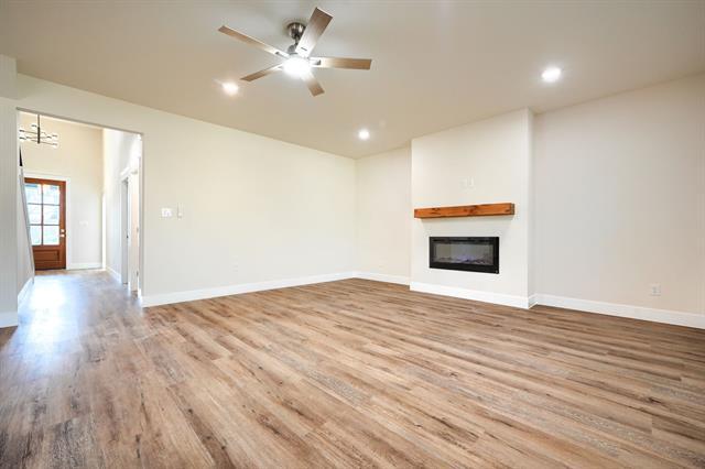 Building Photo - 1115 Bell St