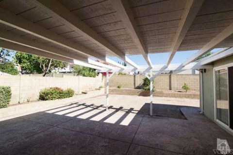 Building Photo - 2364 N Fernview St