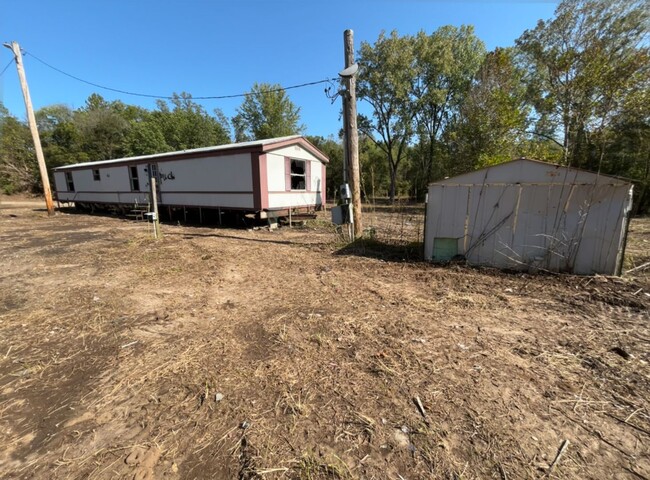 Building Photo - River Access! - $595 Month / $2000 Down