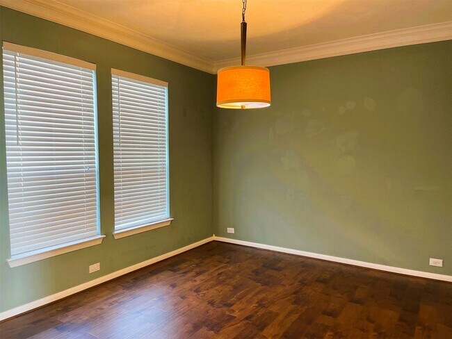 Building Photo - 26311 Meadow Dawn Ln