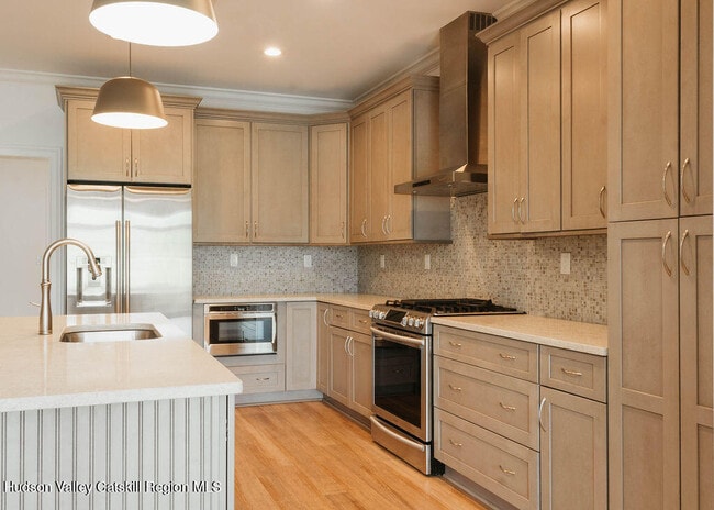 Building Photo - 43 Oakwood Ln