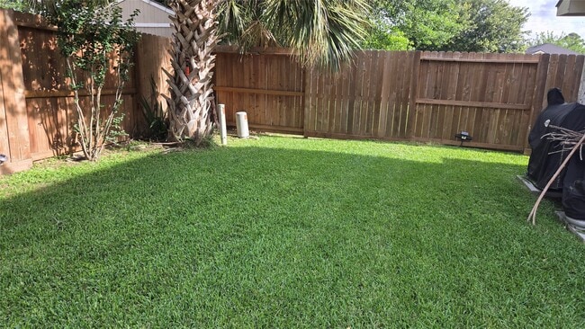 Building Photo - 11047 KNOBBLEY Oak Ct