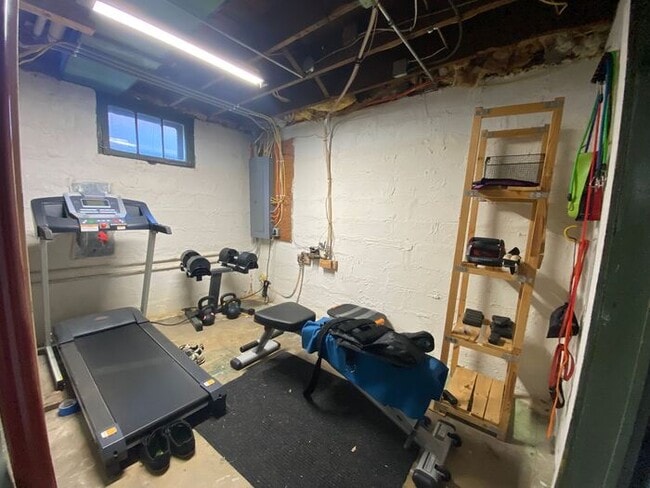 Building Photo - $2,200 | 3 Bedroom, 2.5 Bathroom House | No Pets | Available for a January 7th, 2026 Move In!