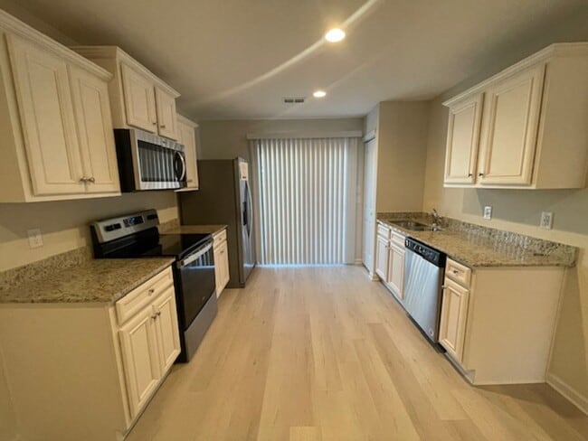 Building Photo - 959 Madrid Court- The Townhomes at Chukker...