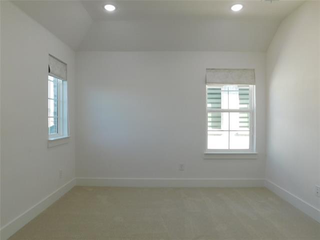 Building Photo - 124 Nora Ln