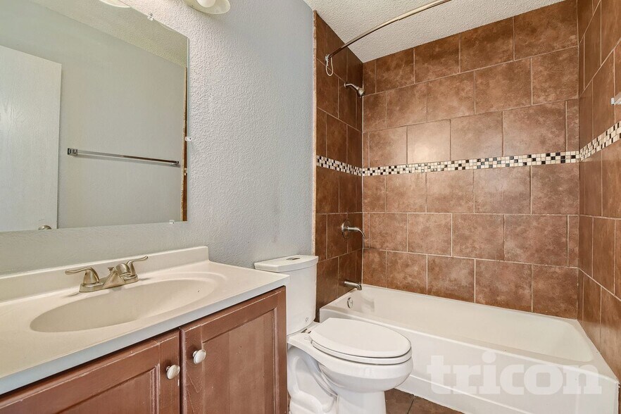 Building Photo - 9213 St Martin Rd