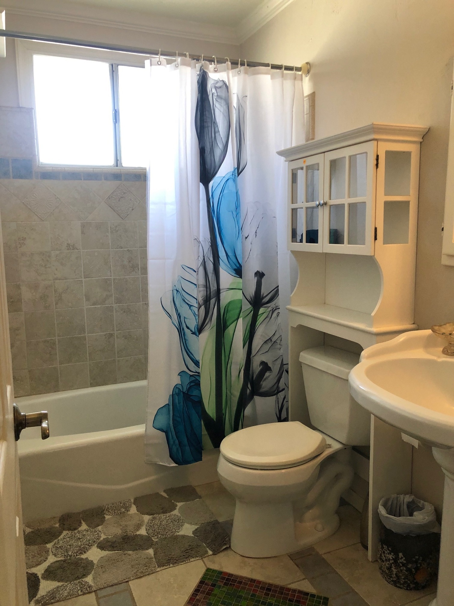 Building Photo - 2409 Ives Ln