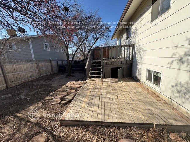 Building Photo - 10240 Benton St