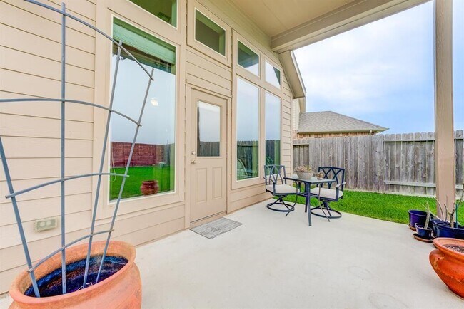 Building Photo - 20807 Tallow View Ln