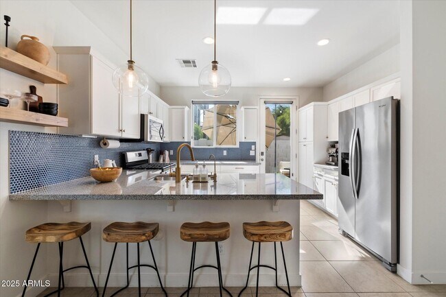 Building Photo - 3030 N 38th St