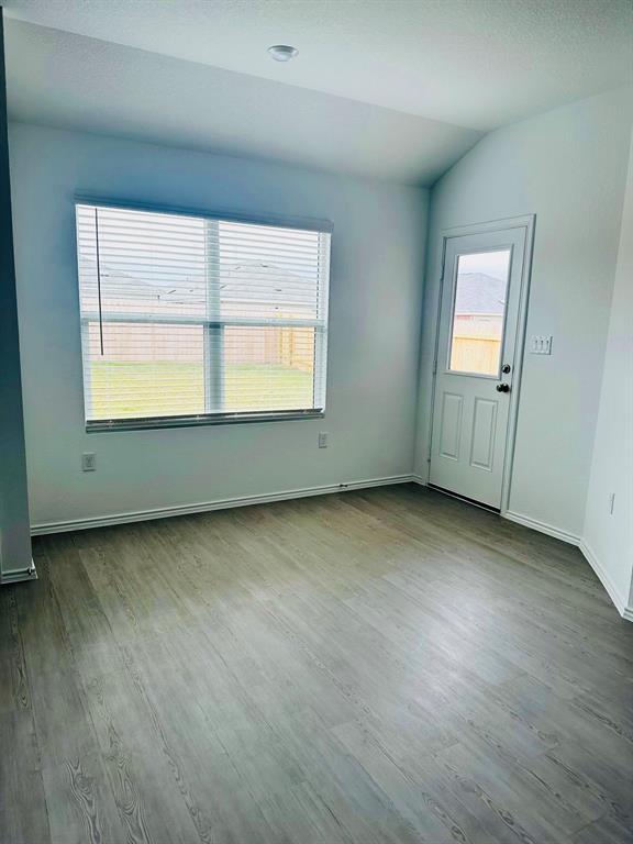 Building Photo - 204 Herald Dr