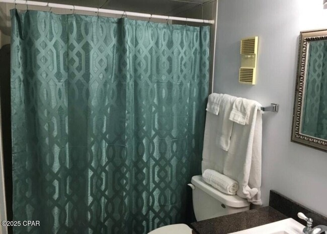 Building Photo - 6905 Thomas Dr