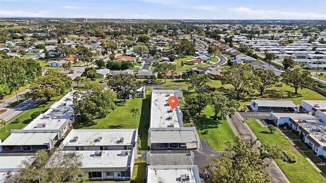 Building Photo - 4651 Lake Villa Dr