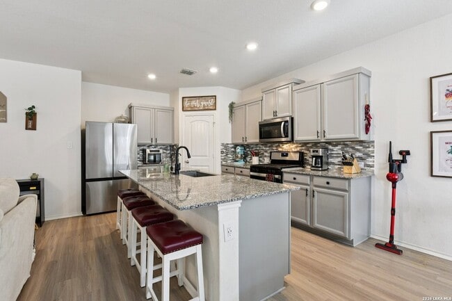 Building Photo - 13030 Vista Holw