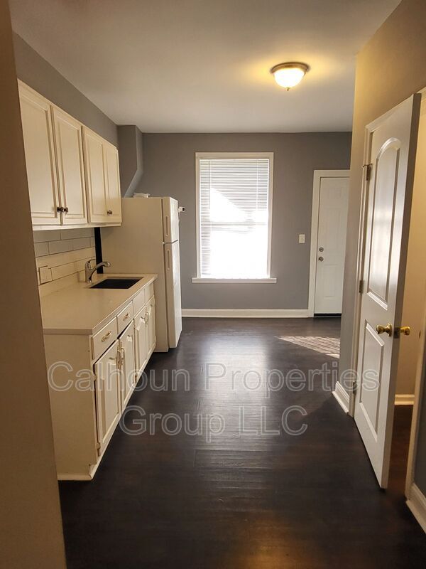 Building Photo - 1607 Cliftview Ave