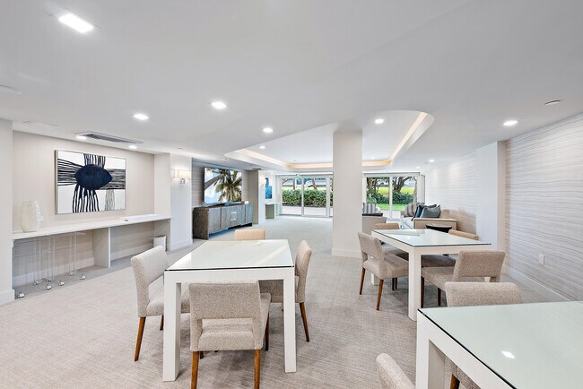 Building Photo - 2600 S Ocean Blvd