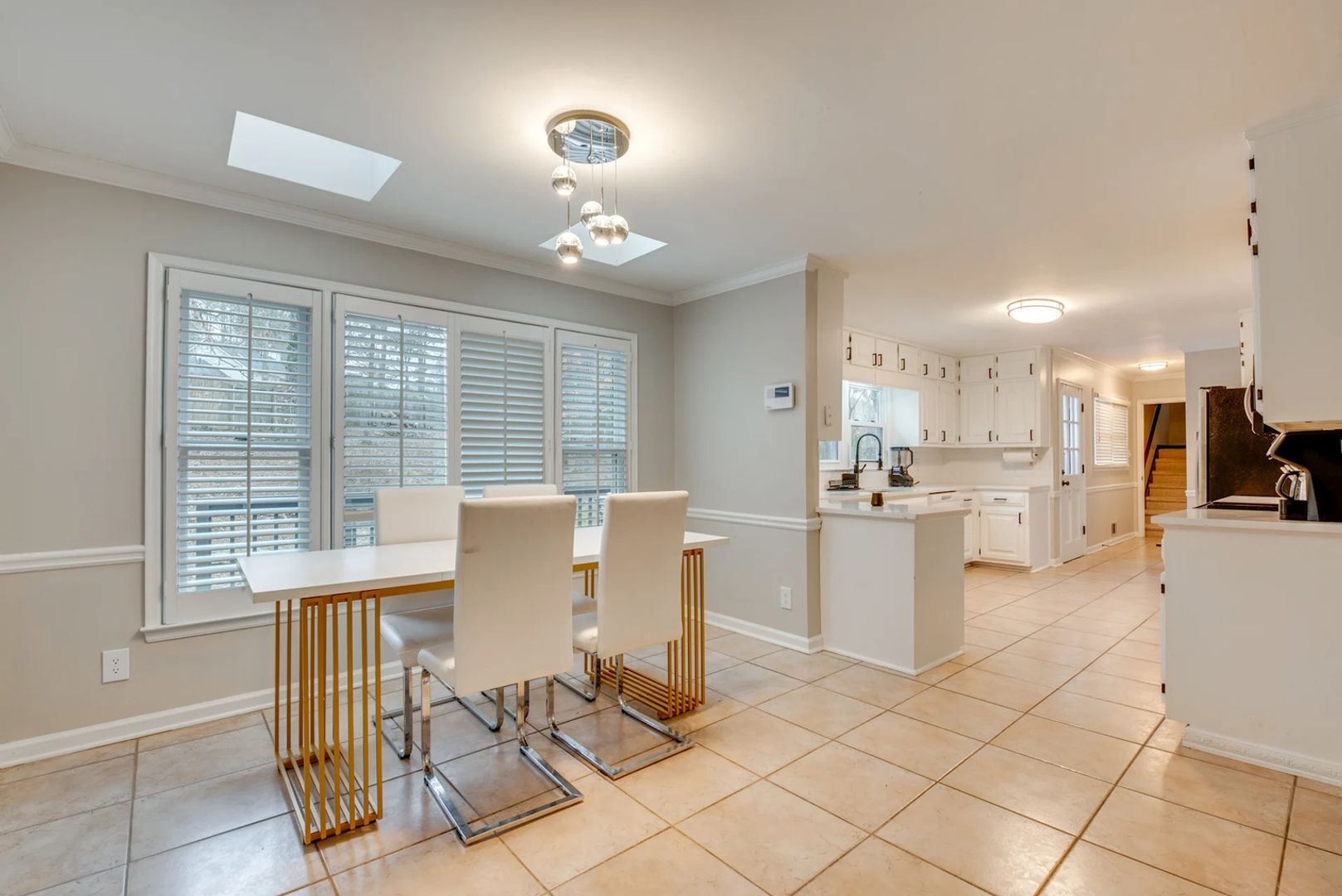 Building Photo - 2093 Breconridge Dr S W