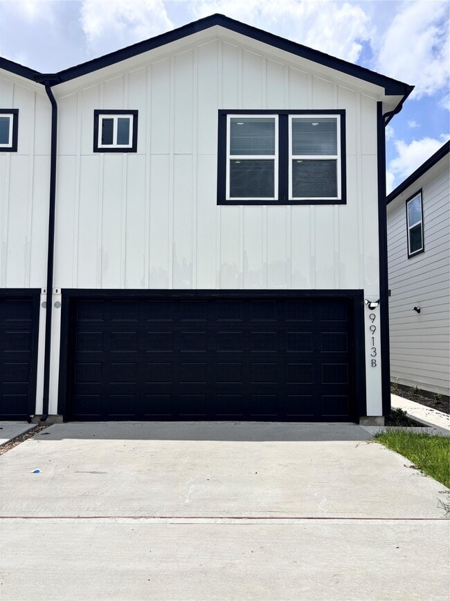 Building Photo - 9913 Porto Rico Rd