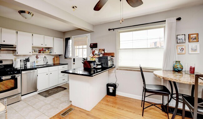 Building Photo - 1870 Northwest Blvd