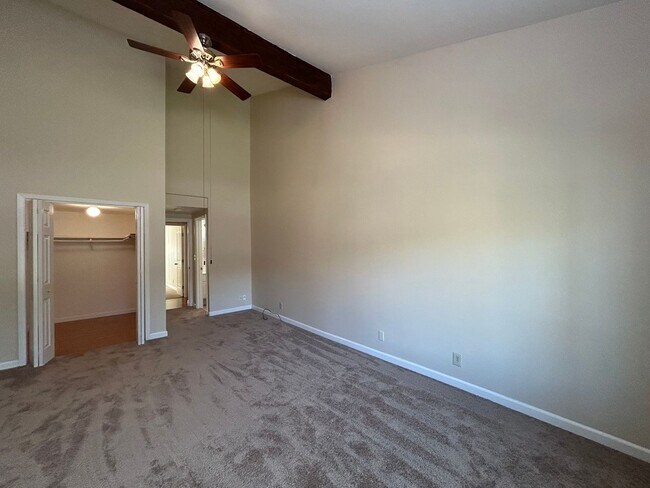 Building Photo - Sought after Concord Crossings Community 4...