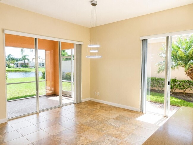 Building Photo - 11547 SW Rockingham Dr