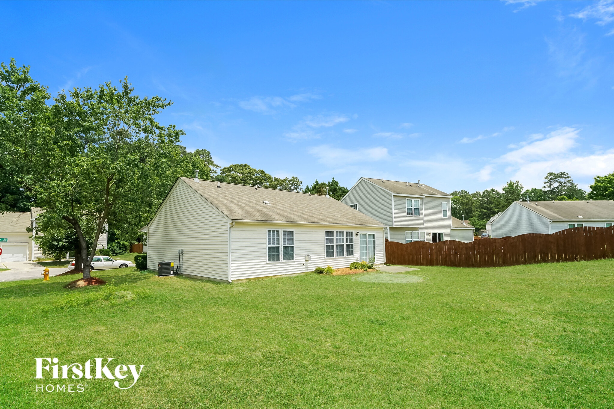 Building Photo - 6220 Saybrooke Dr