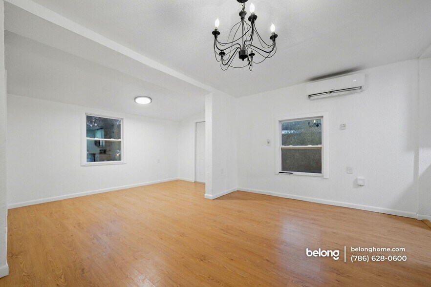 Building Photo - 1226 Easter Ave