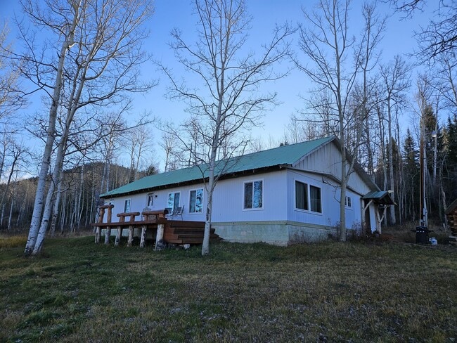 Primary Photo - 2006 WY-352