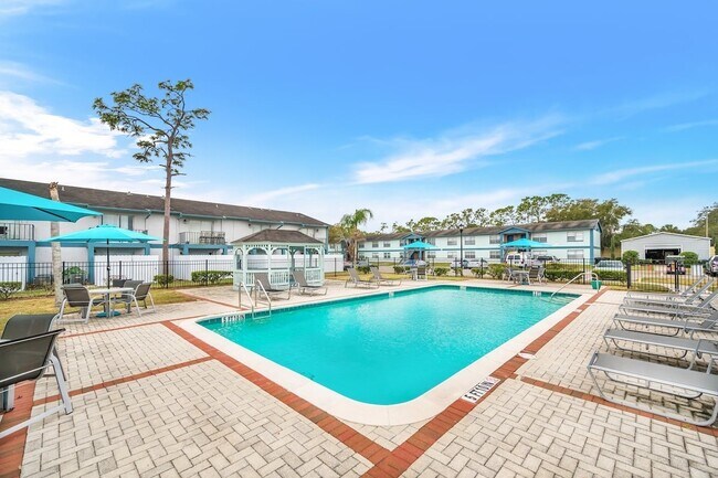 Building Photo - Serenity Lake Apartments