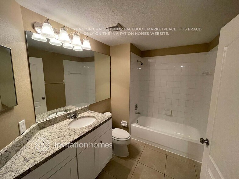 Building Photo - 5610 Terrain De Golf Dr