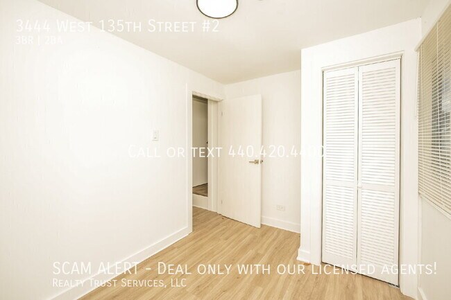 Building Photo - 3444 W 135th St