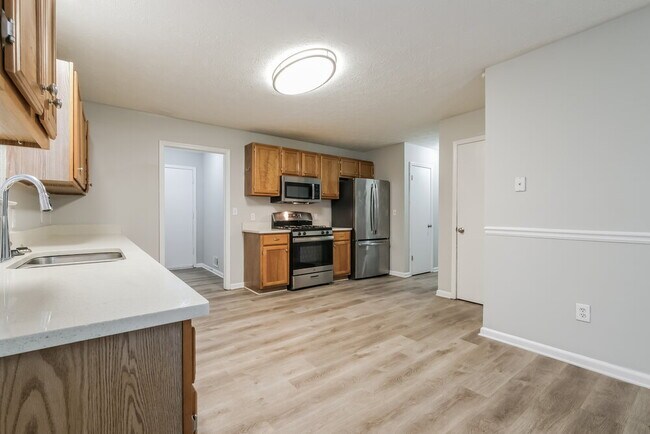 Building Photo - 2812 Country Farms Ct