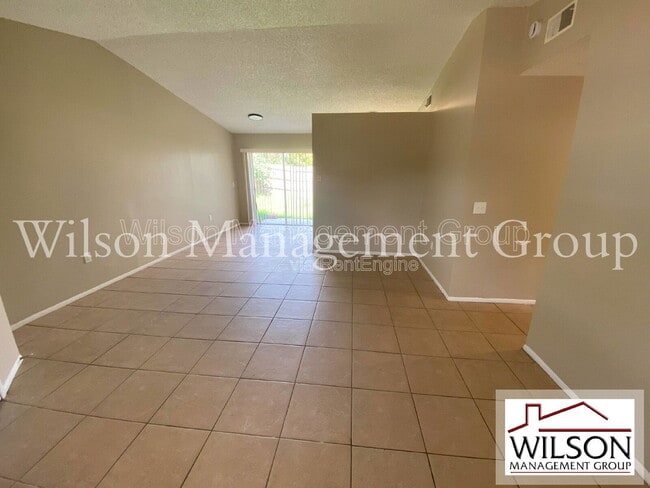 Building Photo - 5511 Lehigh Ave