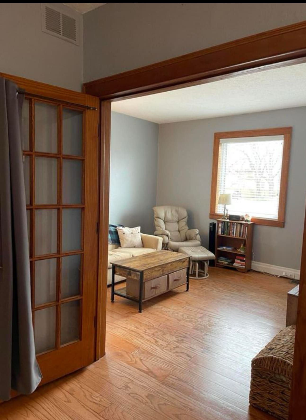 Building Photo - 345 S River Ave