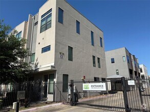 Building Photo - 2401 Crawford St