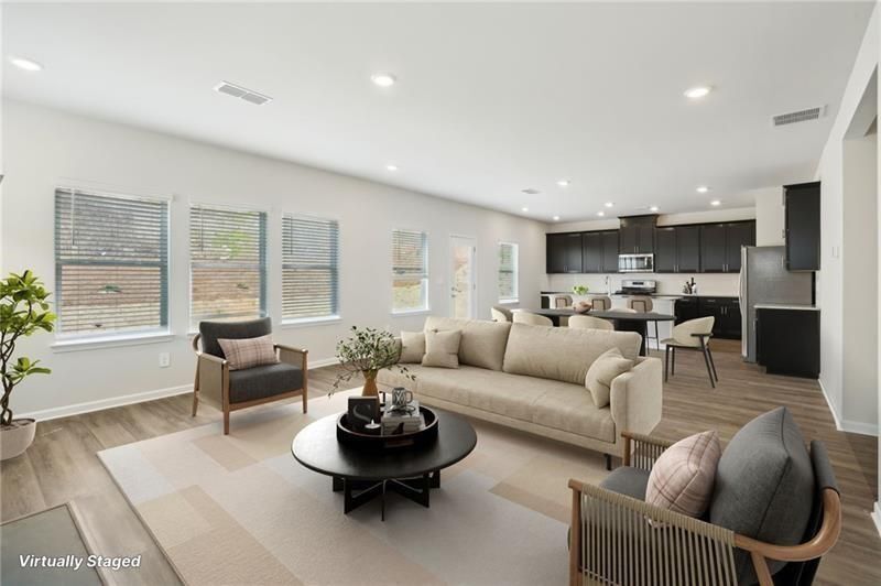 Building Photo - 26 Hemlock Ct