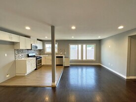 Building Photo - 402 S Robertson Blvd