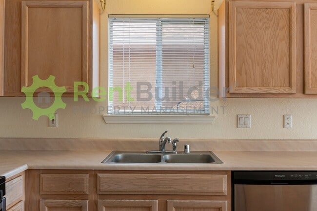 Building Photo - CALL US TODAY AT (505) 808-6467 TO SCHEDUL...