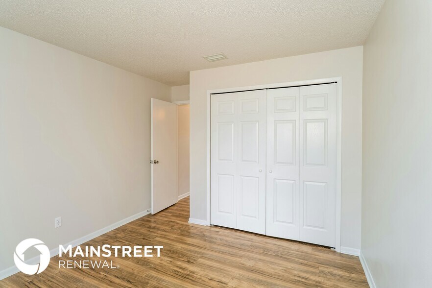 Building Photo - 822 7 Gables Cir SE