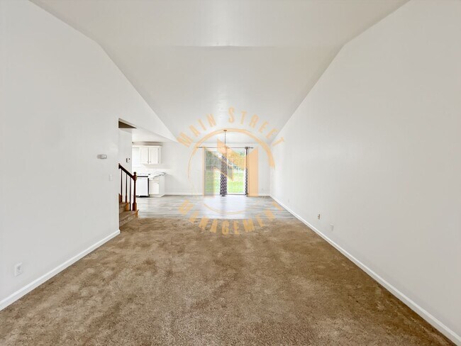 Building Photo - 466 S Good Hope Rd
