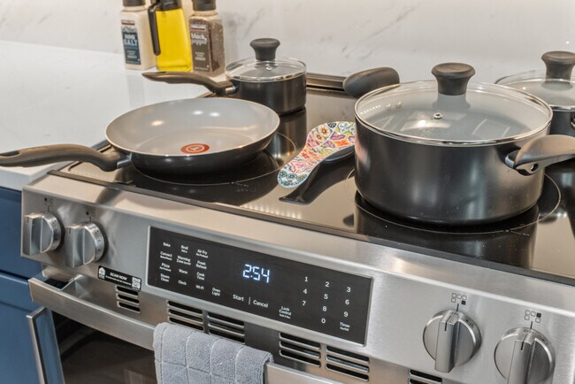 Building Photo - 2901 Indiana St