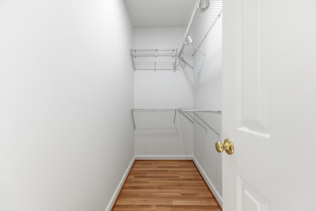 Building Photo - 1611 York Rest Ln