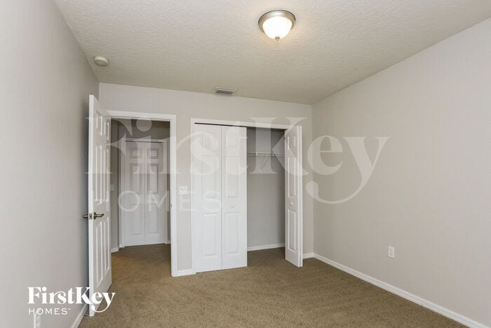 Building Photo - 3041 Savannah Oaks Cir