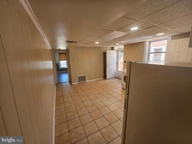 Building Photo - 116 Haddon Ave