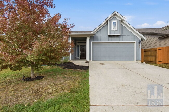 Building Photo - 7800 Vista Mejor Dr