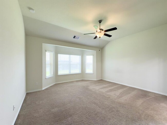 Building Photo - 20206 Heather Haven Dr