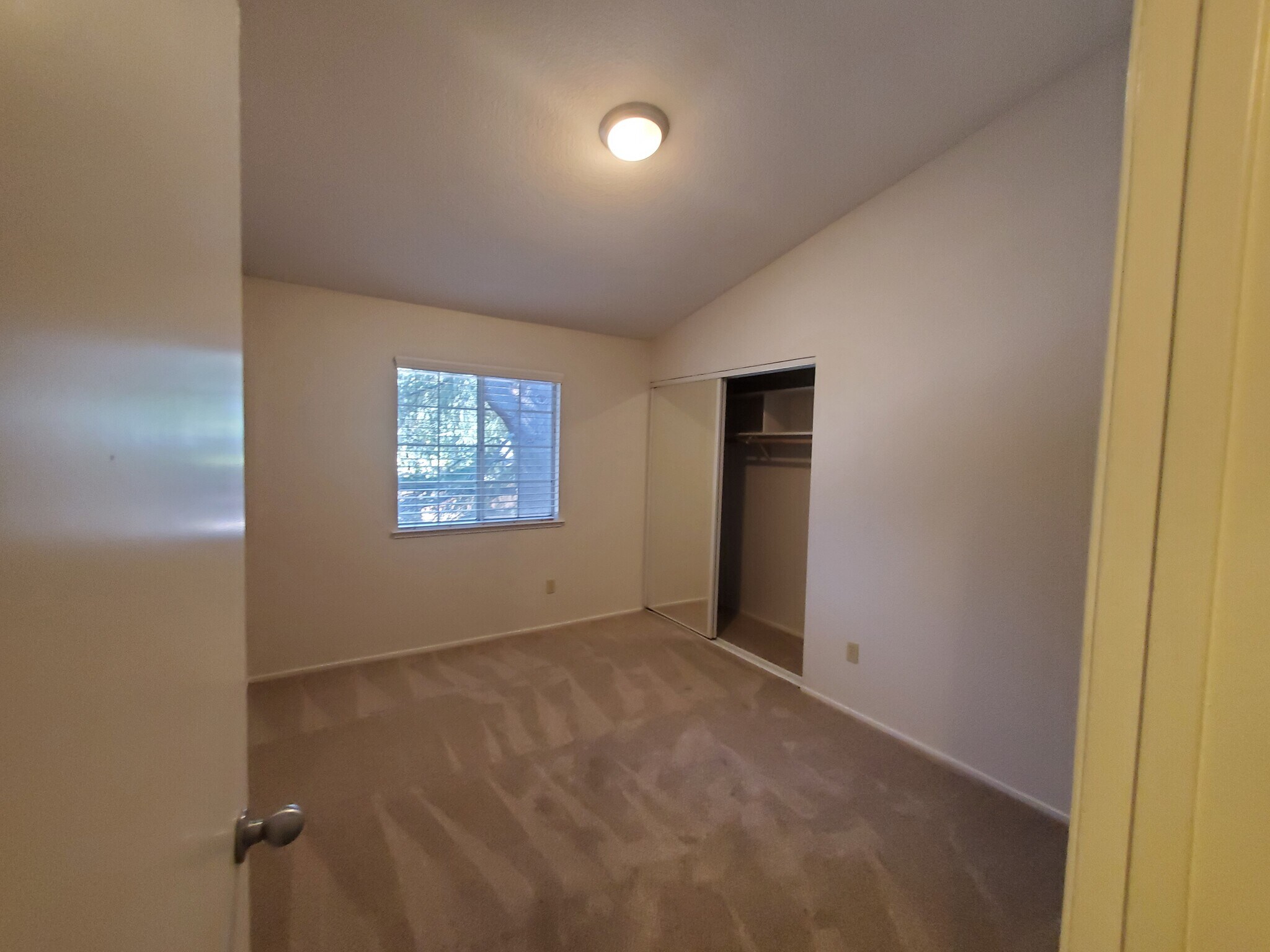 Building Photo - 11150 Trinity River Dr