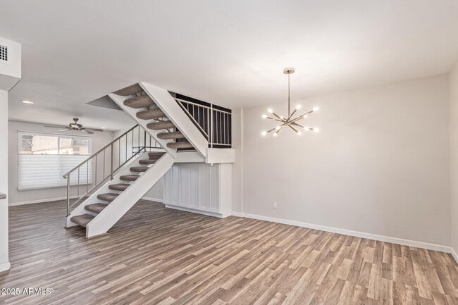 Building Photo - 5121 N Granite Reef Rd