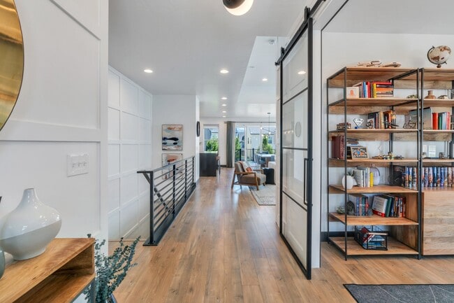 Building Photo - 11433 Purple Orchid Dr
