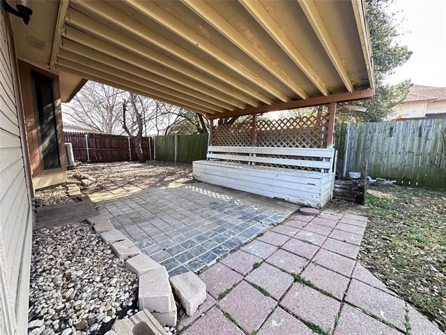 Building Photo - 1422 Beckwith Dr